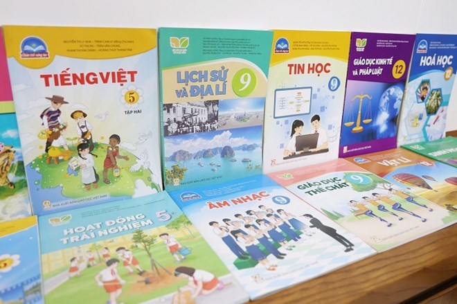 Sách giáo khoa năm học mới giảm giá trung bình 10-15%