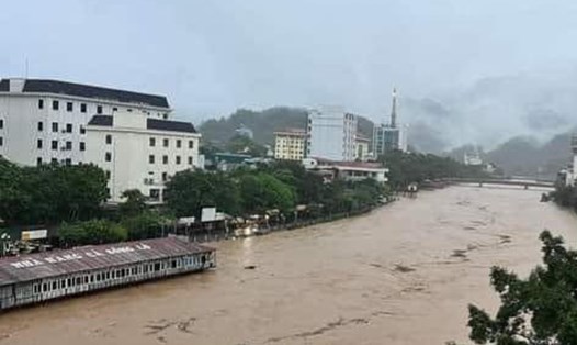 Mưa lớn khiến TP Hà Giang bị ngập cục bộ. Ảnh: Lam Thanh