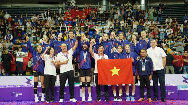 Tuyển bóng chuyền nữ Việt Nam lần thứ 2 liên tiếp vô địch giải AVC Challenge Cup. Ảnh: VFV 