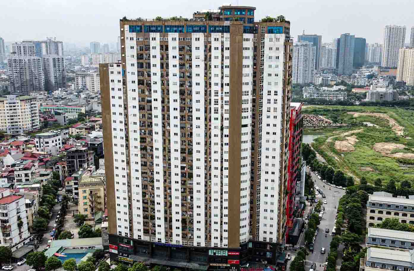 Chung cư Thăng Long Tower (tại phường Yên Hòa, Cầu Giấy, Hà Nội) vẫn chưa có sổ hồng. Ảnh: Cao Nguyên