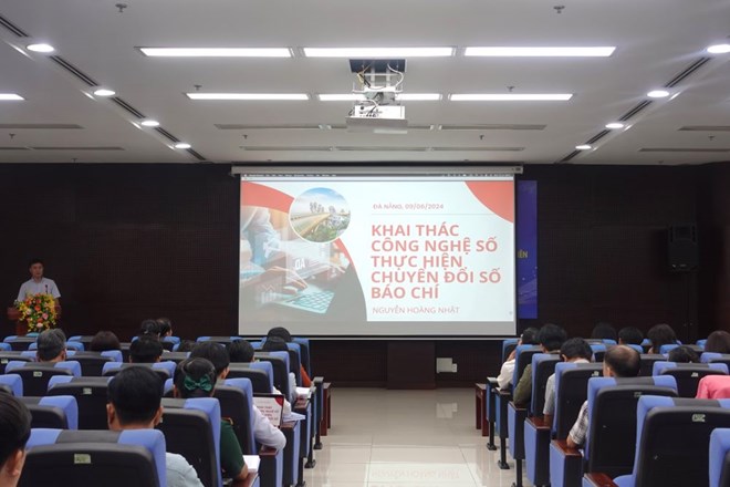 Báo chí chuyển đổi số cần chú trọng độc giả trẻ