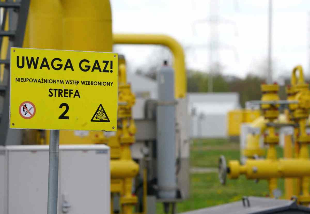 EU muốn duy trì đường ống dẫn khí Nga qua Ukraina. Ảnh: AFP