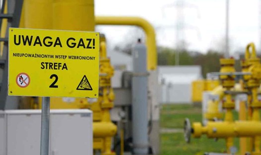 EU muốn duy trì đường ống dẫn khí Nga qua Ukraina. Ảnh: AFP