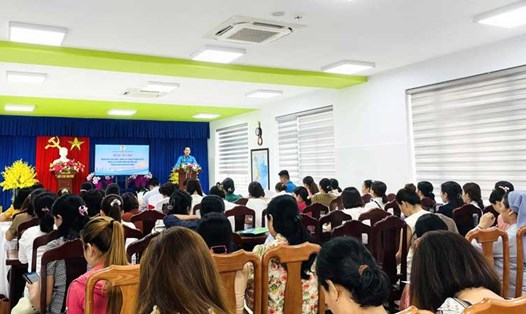 LĐLĐ quận Hải Châu, Đà Nẵng tổ chức hội nghị vận động thành lập Nghiệp đoàn cơ sở các nhóm lớp mầm non độc lập. Ảnh: Hải Châu