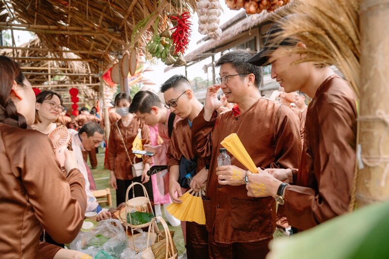 Sự kiện trải nghiệm Hội làng ROX “Mây” giúp văn hóa doanh nghiệp thấm sâu vào đời sống tinh thần cán bộ lãnh đạo và nhân viên ROX Living. Ảnh: Nga Vũ