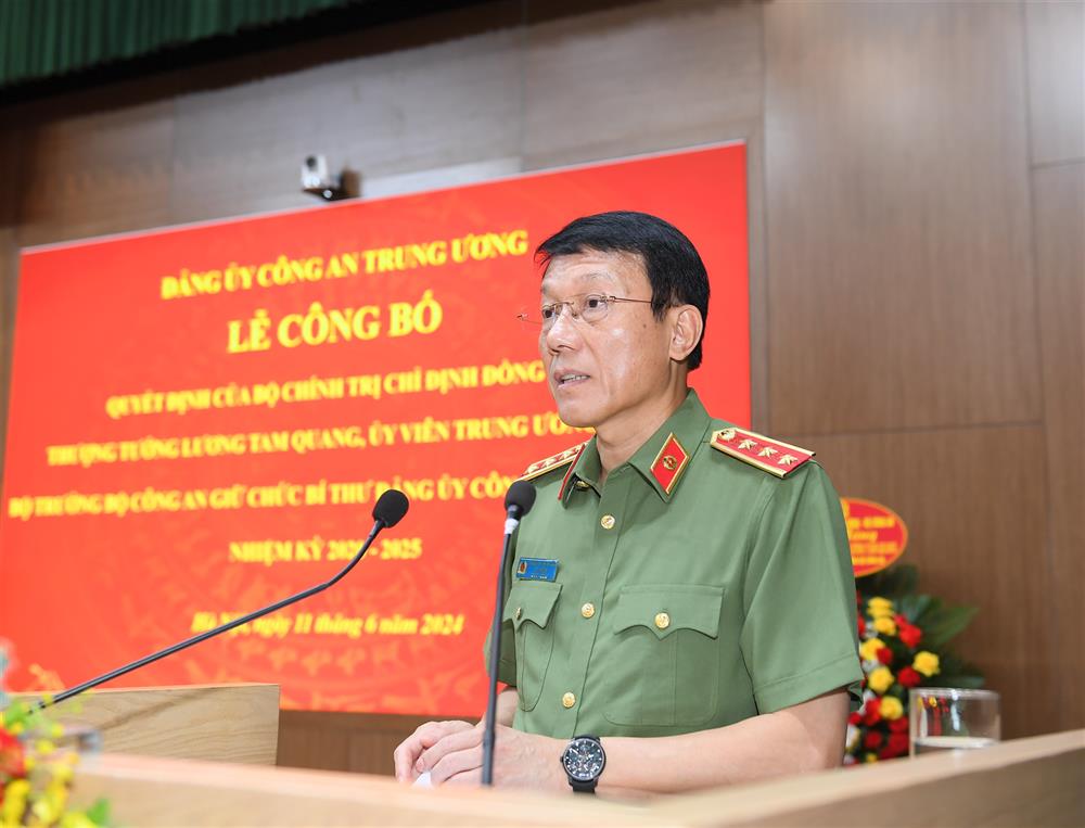 Bí thư Đảng ủy CATW, Bộ trưởng Bộ Công an Lương Tam Quang phát biểu nhận nhiệm vụ. Ảnh: Bộ Công an 