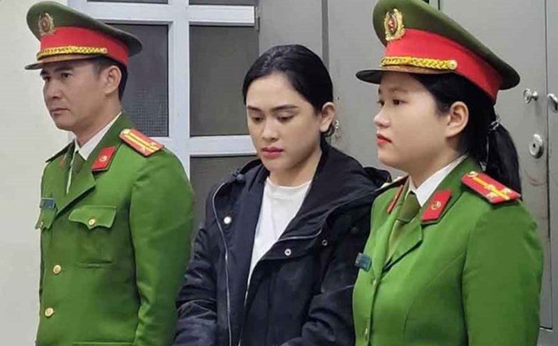 Phan Thị Ngọc Minh thời điểm bị bắt, khởi tố vì lái xe khi đã sử dụng rượu bia gây tai nạn chết người. Ảnh: Công an Hà Tĩnh.