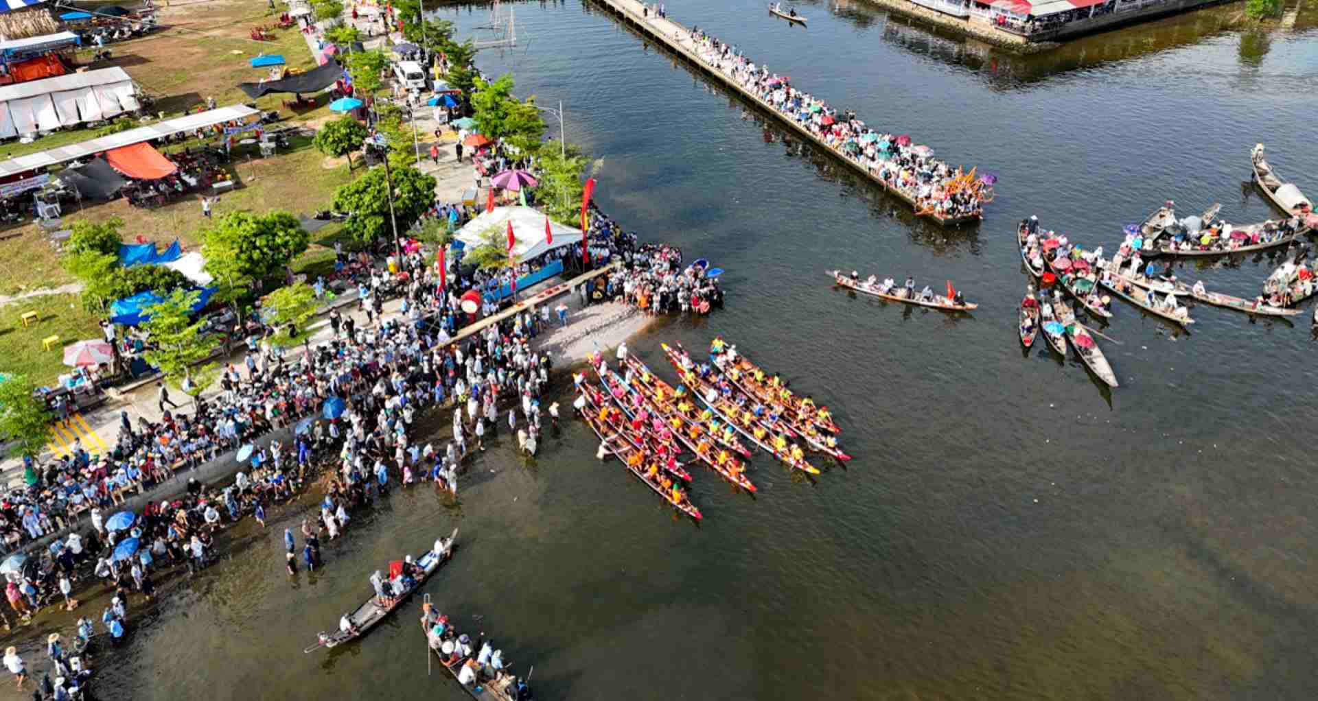 Loạt lễ hội sôi nổi của Festival Huế 2024 tổ chức bên bờ phá Tam Giang