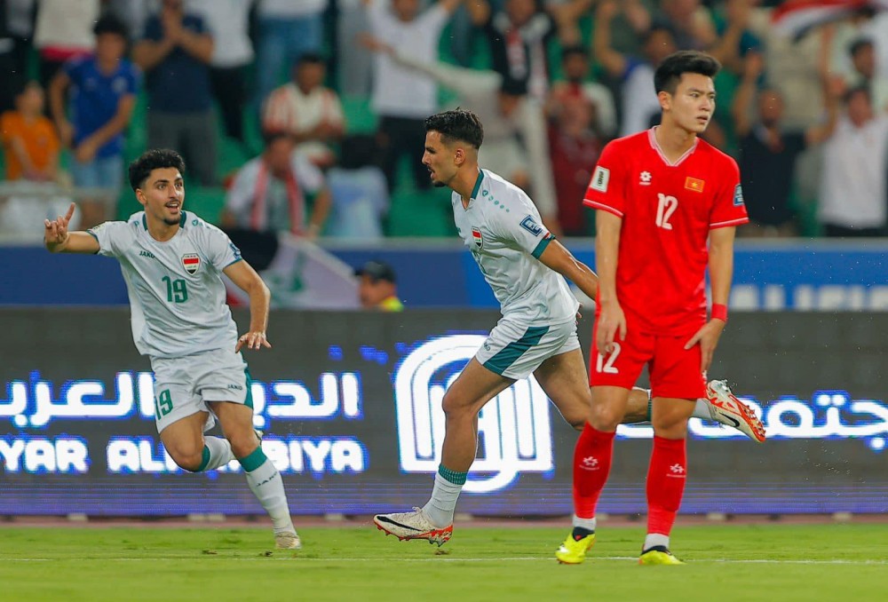 Tuyển Iraq dẫn trước 1 bàn sau hiệp 1. Ảnh: IFA