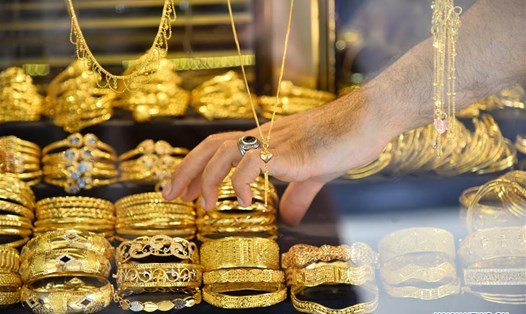 Nhu cầu vàng ở châu Á đang tăng mạnh, bất chấp giá vàng thế giới đang ở mức gần kỷ lục từng đạt vào tháng 5. Ảnh: Xinhua
