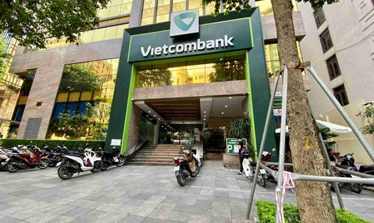 Vietcombank chi nhánh Láng Hạ không còn cảnh chen chân xếp hàng mua vàng trong ngày 12.6.2024. Ảnh: Hoàng Nam