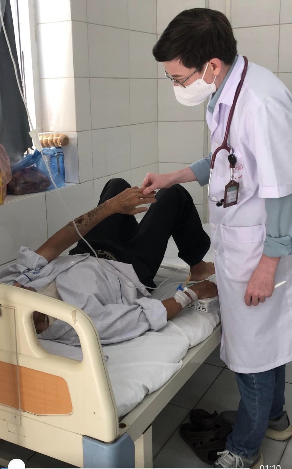 Bệnh nhân được điều trị tại Bệnh viện Bệnh Nhiệt đới Trung ương. Ảnh: BVCC
