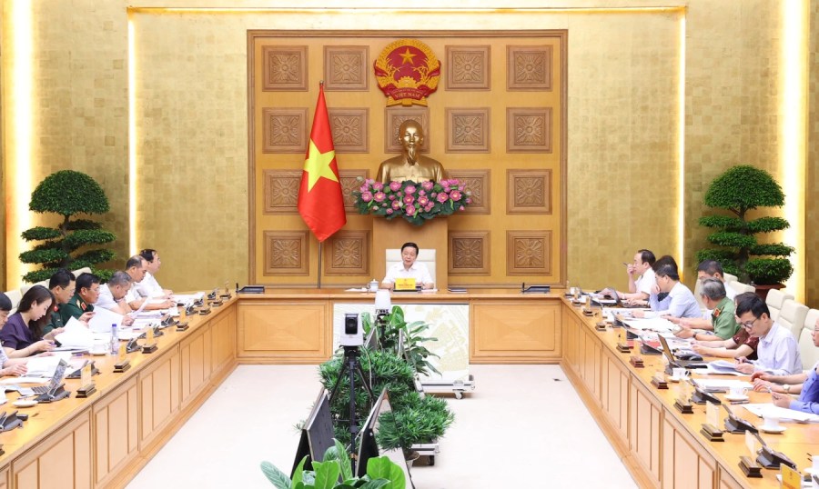  Phó Thủ tướng Trần Hồng Hà chủ trì phiên họp. Ảnh: Thu Cúc