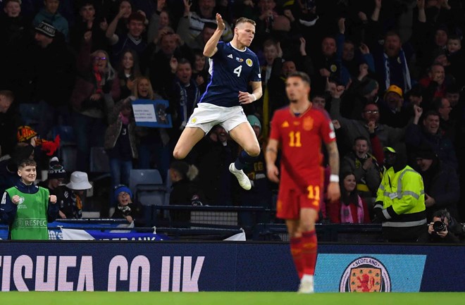 McTominay là nguồn cảm hứng của Scotland ở giai đoạn vòng loại.  Ảnh: AFP 