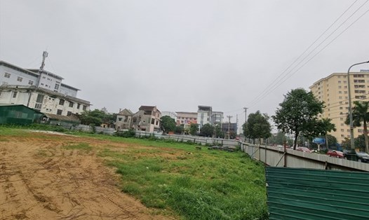 Thị trường bất động sản chưa khởi sắc trở lại, nhiều dự án trên đất vàng tại TP Vinh (Nghệ An) chậm tiến độ. Ảnh: Hải Đăng