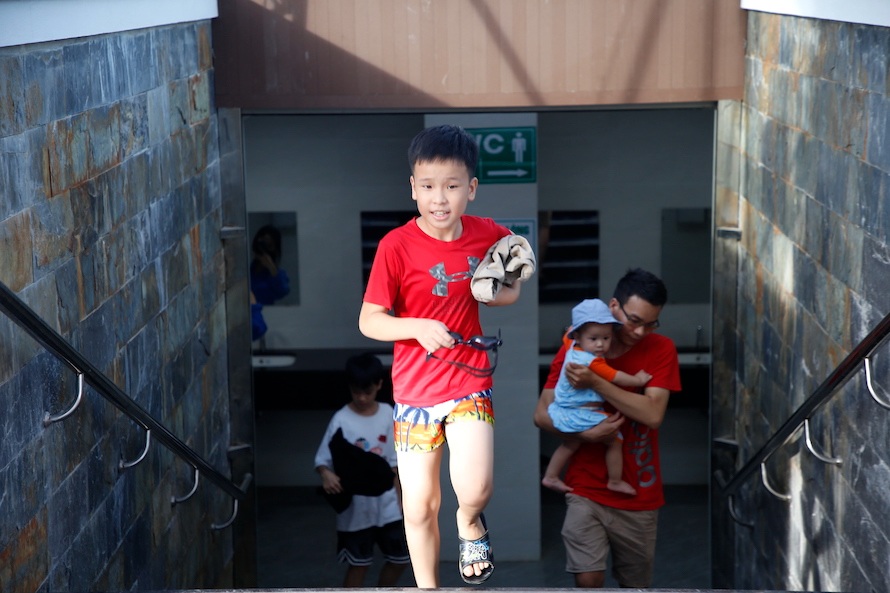 Nhà vệ sinh tiền tỉ ở Quảng Bình được xây dựng chìm dưới đất. Ảnh: Công Sáng