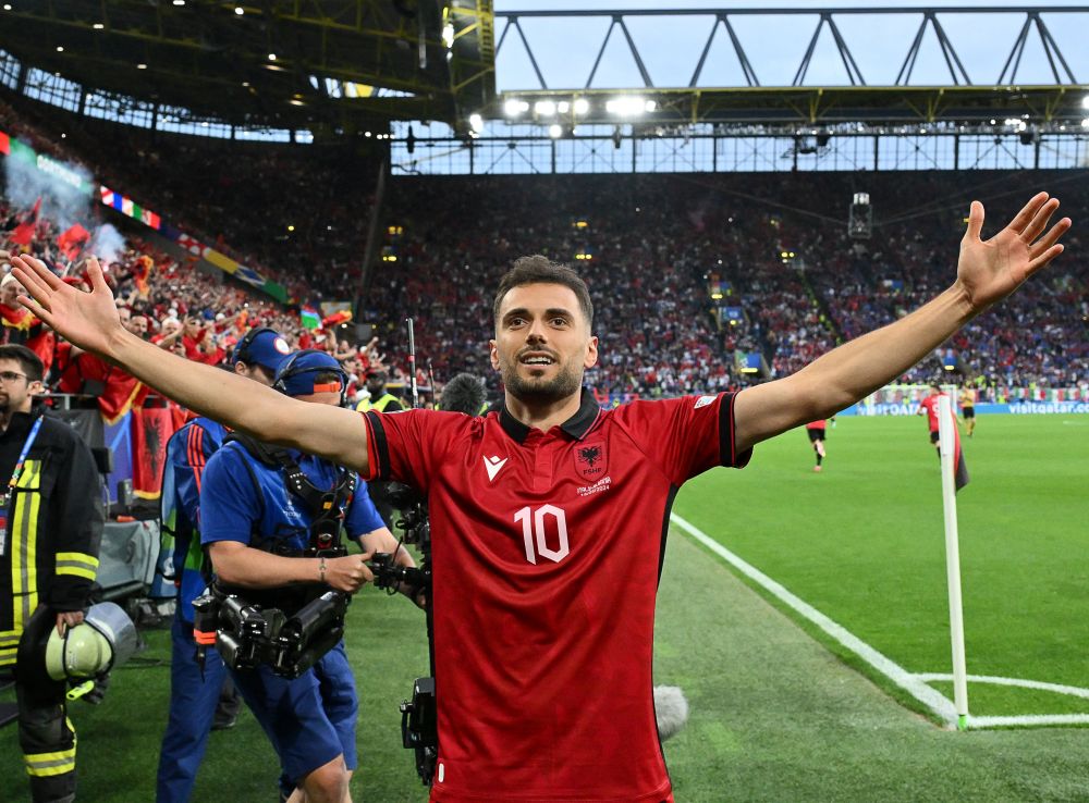 Bajrami ghi bàn thắng nhanh nhất tại EURO 2024 tính đến thời điểm này. Ảnh: UEFA EURO 2024