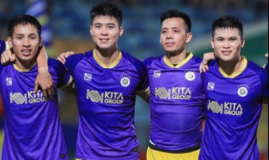 Hà Nội FC nhận thưởng lớn sau trận thắng đội Công an Hà Nội ở vòng 23 V.League 2023-2024. Ảnh: HNFC