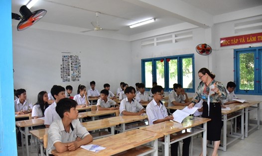 Thí sinh tham dự kì thi tuyển sinh lớp 10 tại Bình Thuận năm 2024. Ảnh: Binhthuan.gov