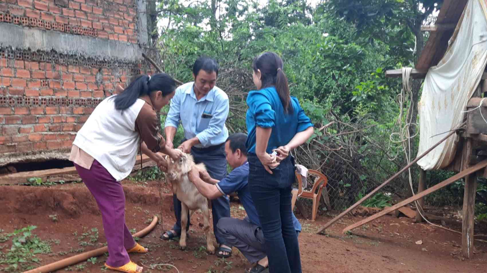 Người làm công tác dạy nghề ở huyện Đắk Song đã vượt lên khó khăn để thực hiện tốt công tác đào tạo nguồn nhân lực cho địa phương. Ảnh: Phan Tuấn