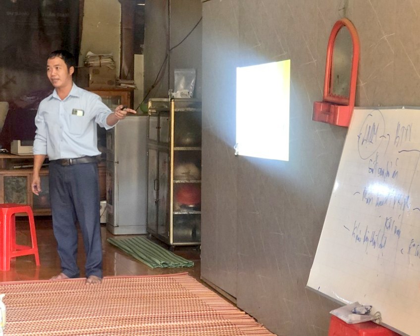 Vocational training conditions for teachers at the Dak Song District Vocational Education and Continuing Education Center are facing many difficulties. Photo: Phan Tuan