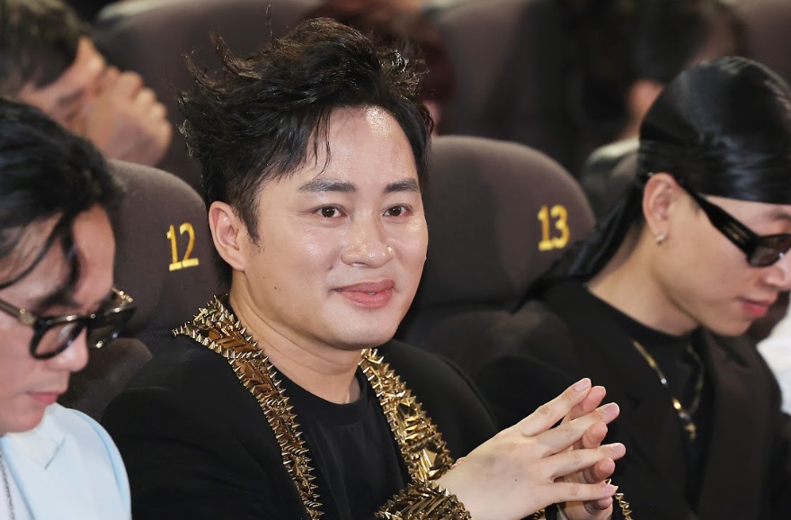 Ca sĩ Tùng Dương tại họp báo. Ảnh: Hòa Nguyễn