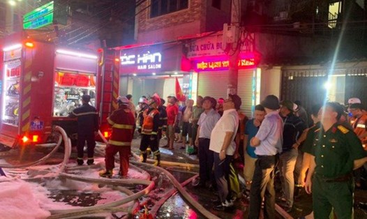 Vụ hỏa hoạn xảy ra tại nhà số 207, đường Định Công Hạ, Hoàng Mai, Hà Nội. Ảnh: Dương Hiệp