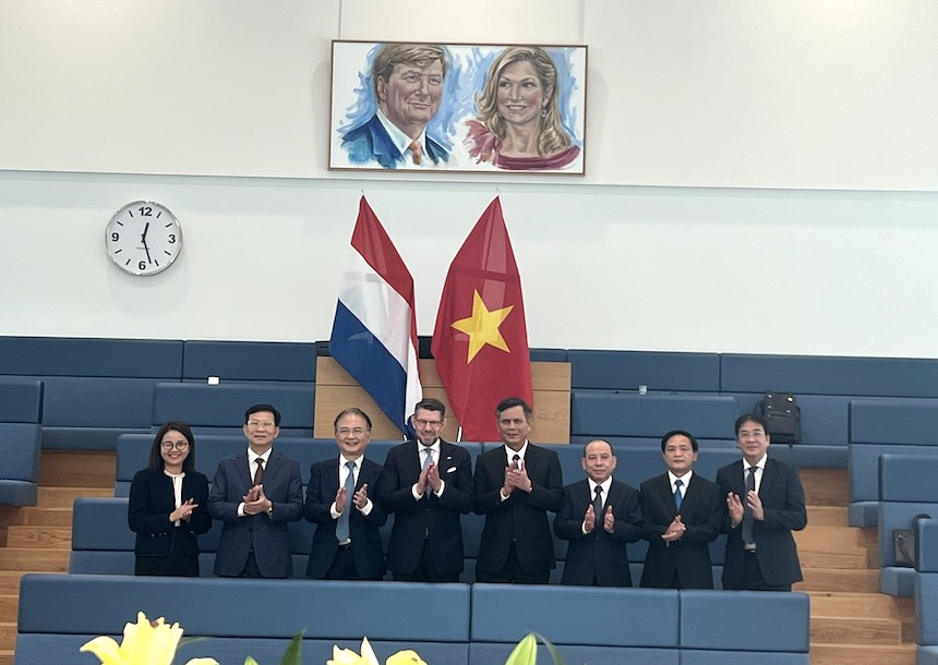 Quảng Bình quảng bá hình ảnh địa phương tại Hà Lan. Ảnh: A. Nguyễn