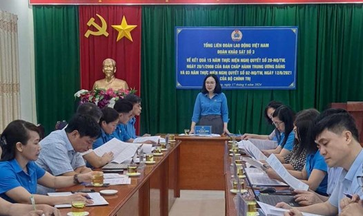 Tổng LĐLĐ Việt Nam làm việc tại Hà Giang. Ảnh: Thành Đồng