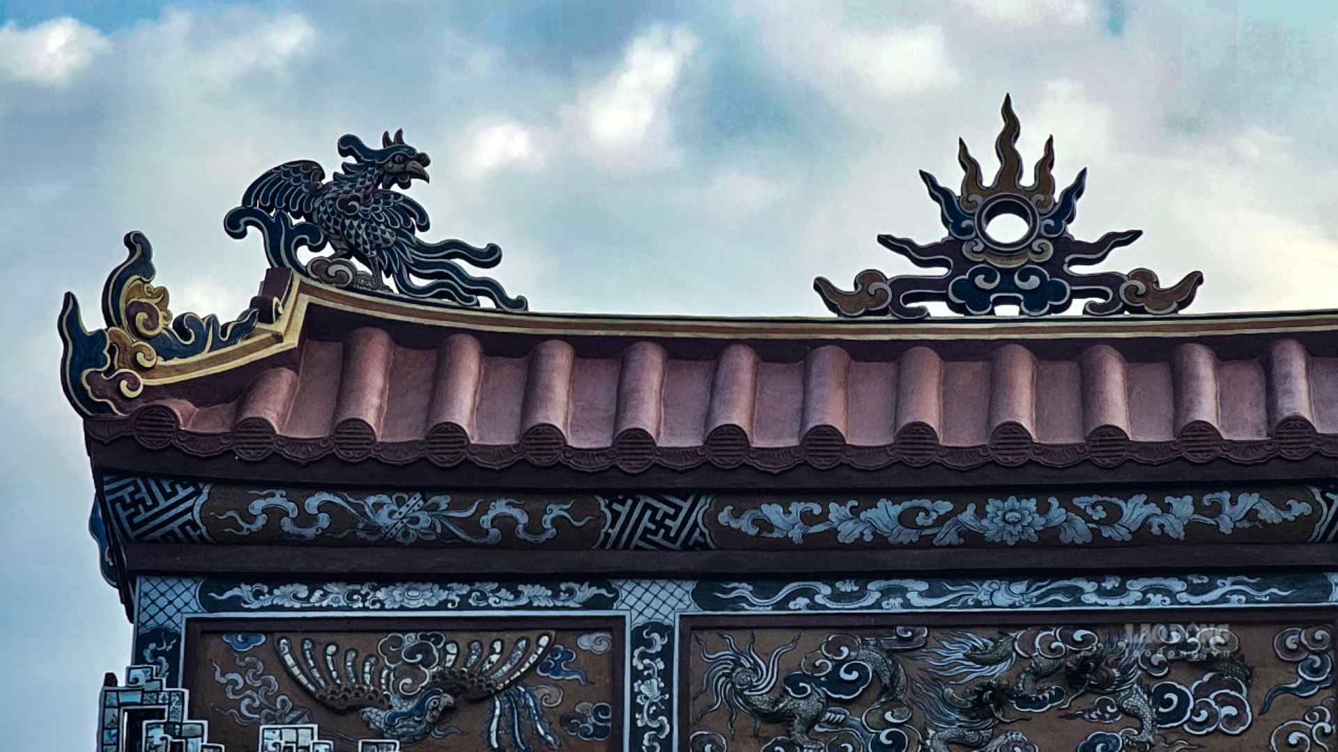 Ngoài việc làm mới nơi an nghỉ của Hoàng Thái hậu Từ Dũ, dự án còn góp phần quan trọng trong việc hoàn chỉnh tổng thể kiến trúc - cảnh quan - văn hóa của lăng vua Thiệu Trị. Ảnh: Nguyễn Luân.