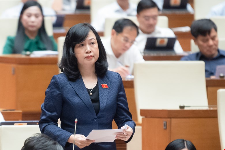 Bộ trưởng Bộ Y tế Đào Hồng Lan. Ảnh: Quốc hội.