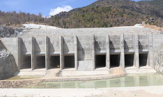 Cụm công trình cửa xả của dự án thủy điện tích năng Bác Ái ở Ninh Thuận. Ảnh: Năng lượng sạch Việt Nam
