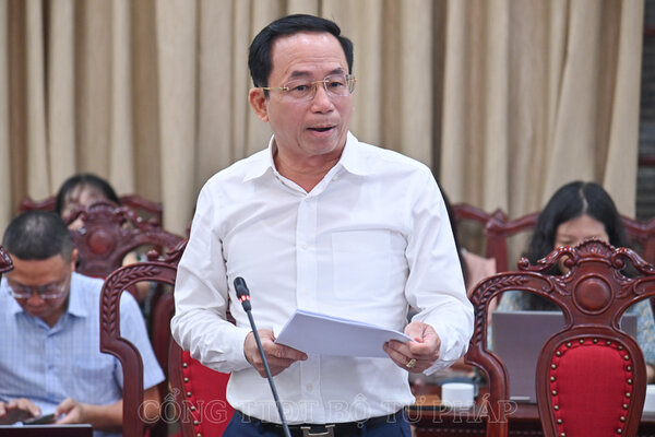 Phó Tổng giám đốc EVN Nguyễn Xuân Nam. Ảnh: Bộ Tư pháp. 