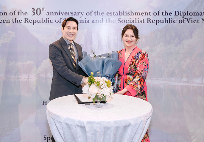 Shark Minh Beta trở thành Lãnh sự Danh dự Slovenia. Ảnh: MB