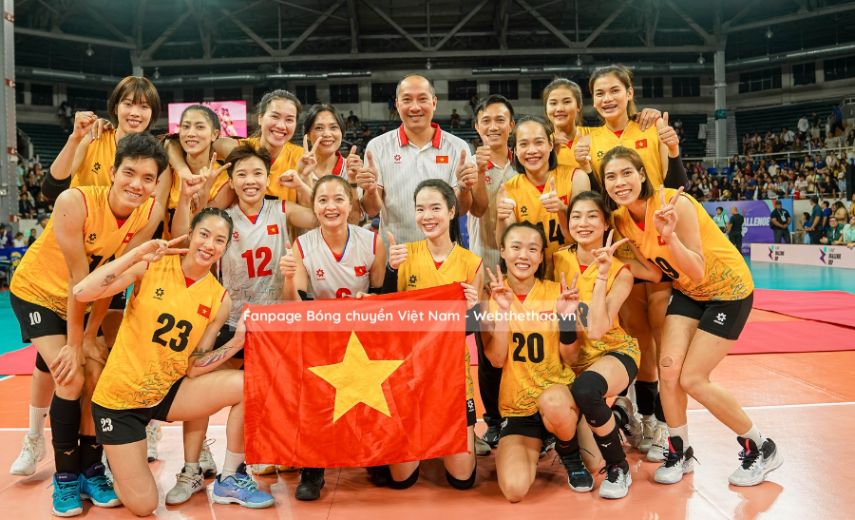 Tuyển bóng chuyền nữ Việt Nam đã tăng lên hạng 34 thế giới sau chức vô địch AVC Challenge Cup 2024. Ảnh: Fanpage bóng chuyền Việt Nam