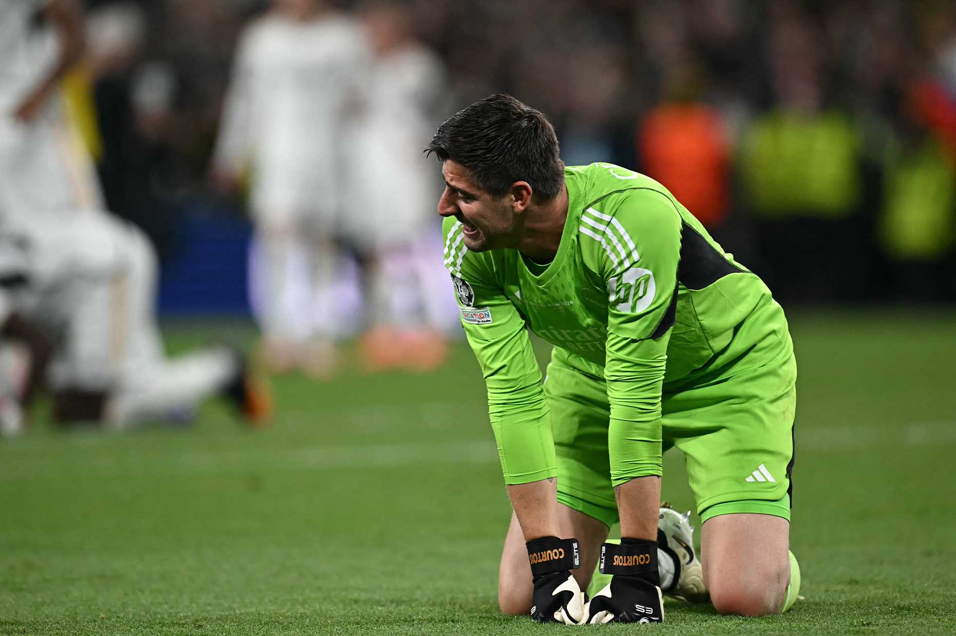 Thibaut Courtois đã khóc khi biết Real Madrid đã trở thành nhà vô địch Champions League 2023-2024. Ảnh: AFP