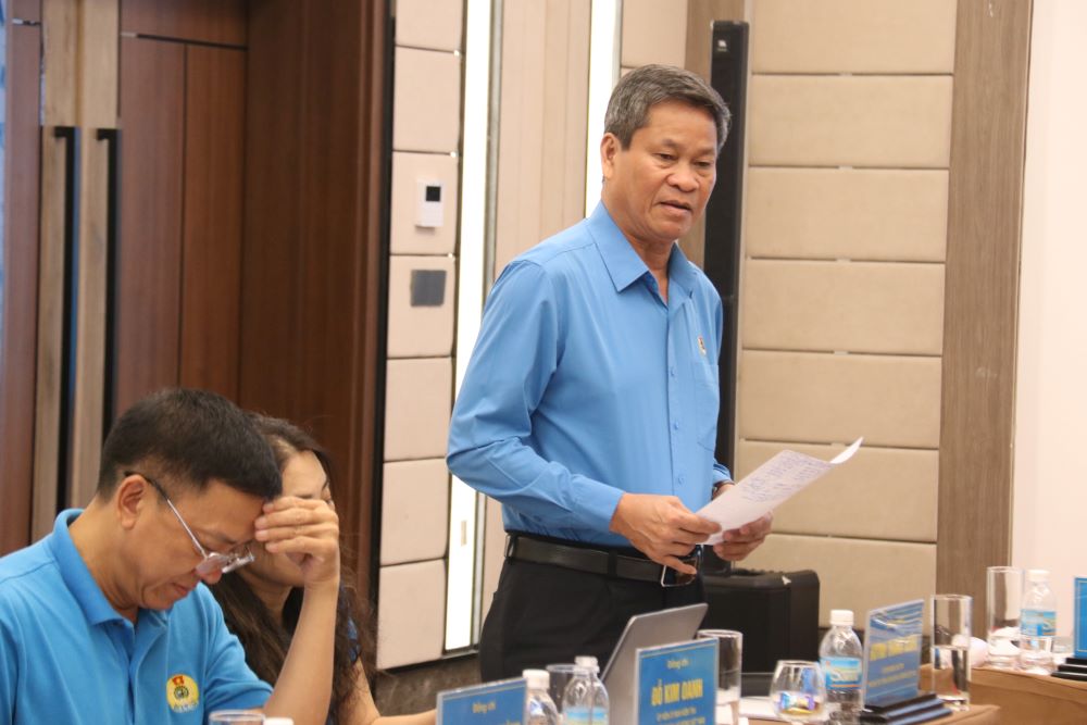 Phó Chủ tịch Tổng Liên đoàn Lao động Việt Nam phát biểu tại hội nghị. Ảnh: Phương Linh