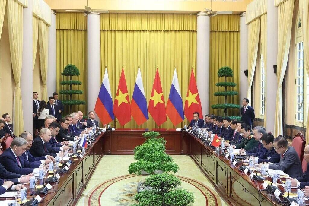 Quang cảnh phòng hội đàm giữa Chủ tịch nước Tô Lâm và Tổng thống Putin. Ảnh: TTXVN