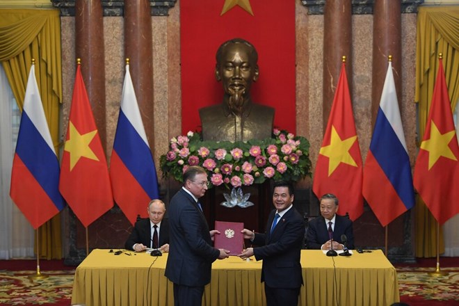 Chi tiết 11 văn kiện Việt - Nga ký kết trong chuyến thăm của Tổng thống Putin