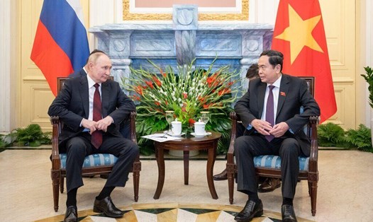 Chủ tịch Quốc hội Trần Thanh Mẫn hội kiến Tổng thống Nga Vladimir Putin. Ảnh: Hải Nguyễn 