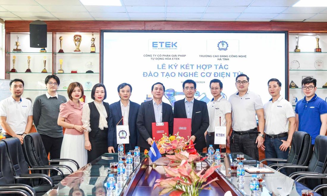 Ký kết hợp tác đào tạo với ETEK 2, năm 2024. Ảnh: T.L