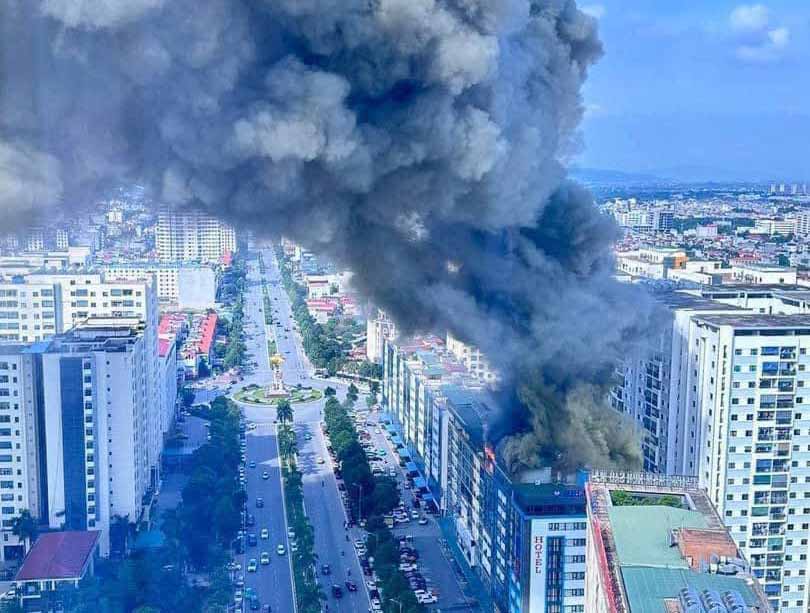 Hiện trường vụ cháy. Ảnh: Cắt từ clip

