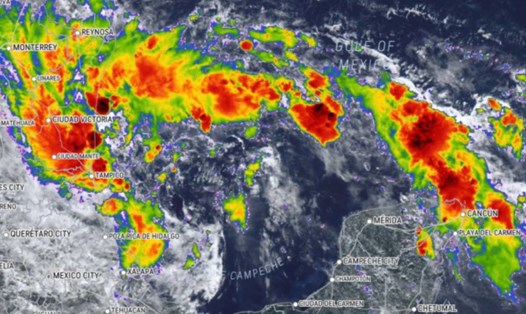 Mưa bão trên Vịnh Campeche chiều 22.6.2024. Ảnh: AccuWeather