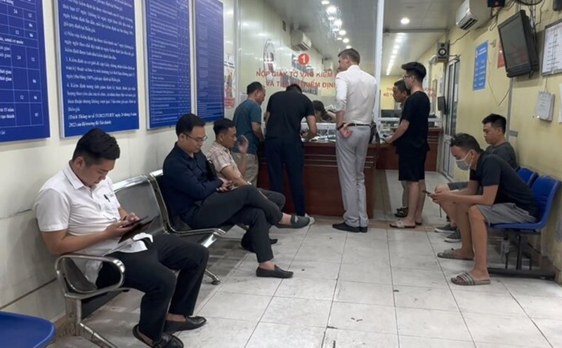 Độ" ống xả có trượt đăng kiểm không?
