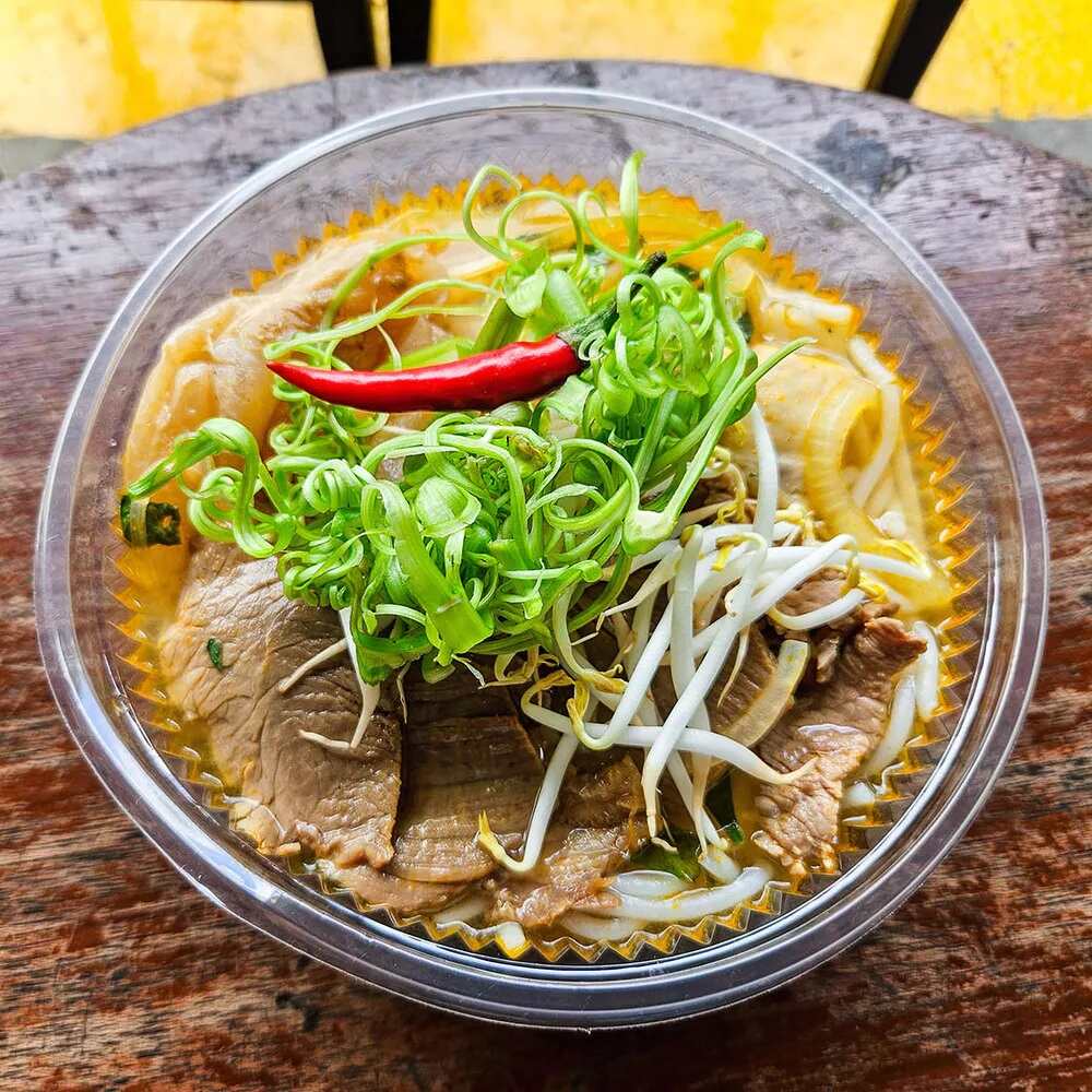 Dù không có chỗ ngồi khang trang