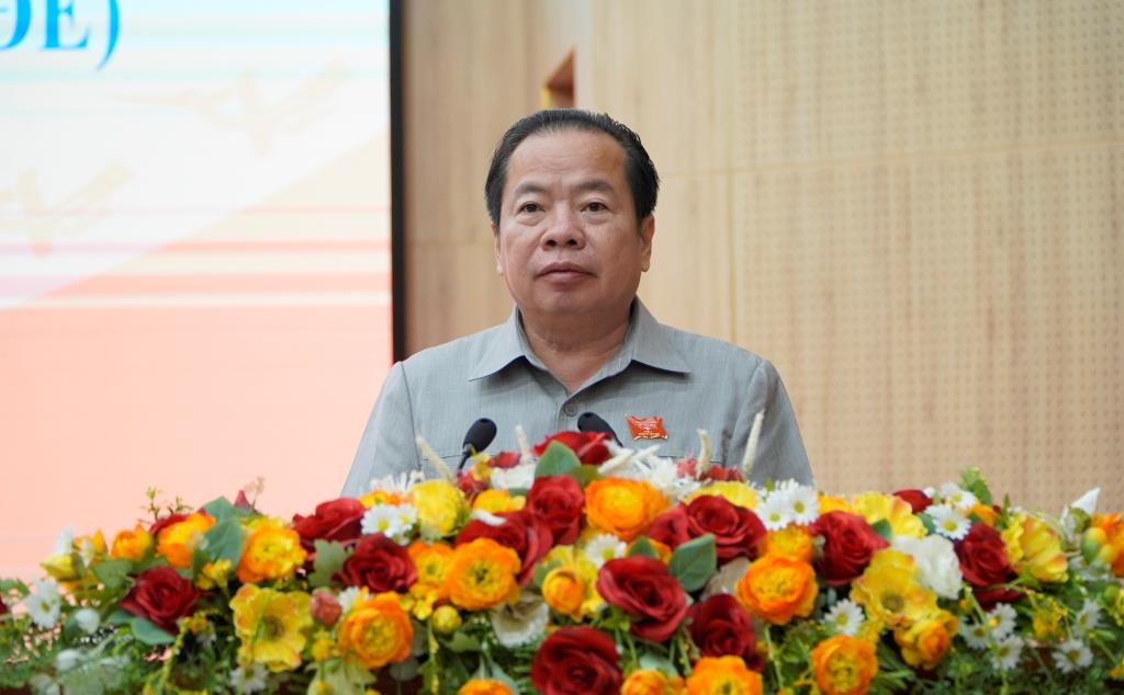 Chủ tịch HĐND tỉnh Kiên Giang Mai Văn Huỳnh phát biểu tại kỳ họp ngày 24.6. Ảnh: Nguyên Anh