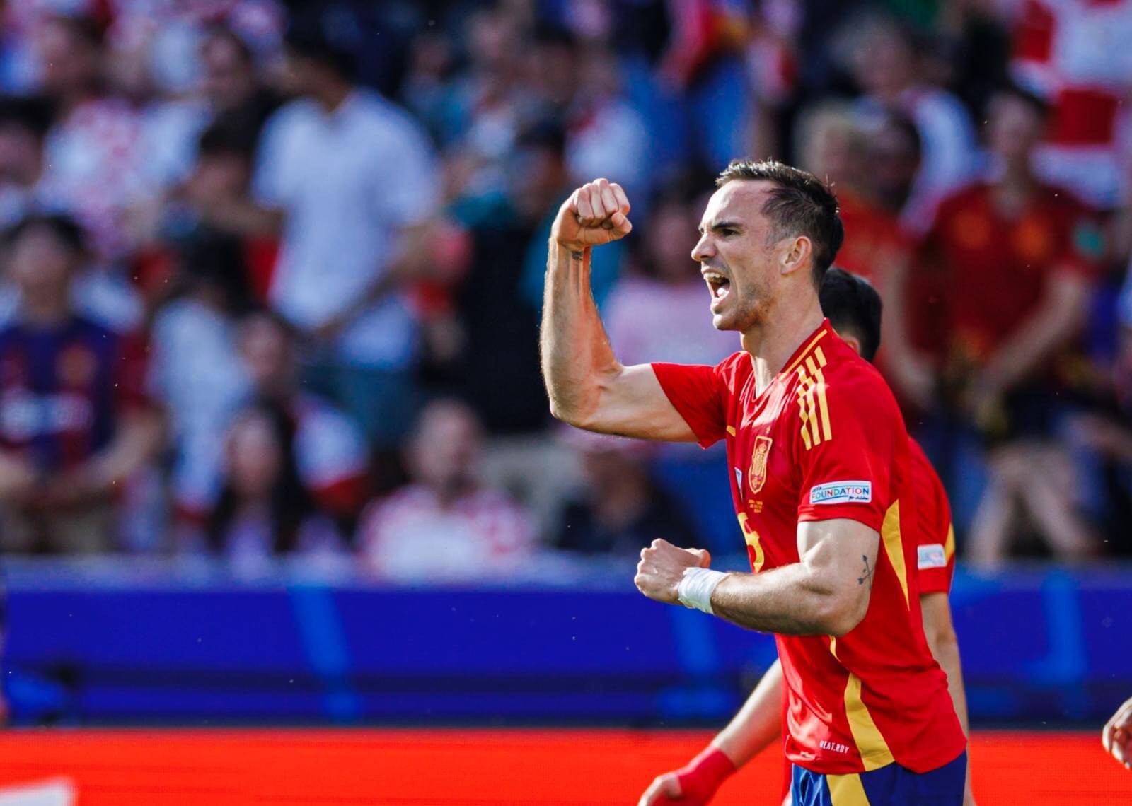 Fabian Ruiz là mảnh ghép quan trọng ở hàng tiền vệ Tây Ban Nha.  Ảnh: LĐBĐ Tây Ban Nha