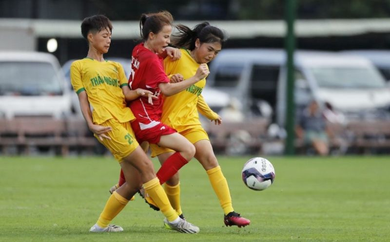 U16 nữ Thái Nguyên T&T hòa 0-0 trước U16 nữ Hà Nội. Ảnh: VFF