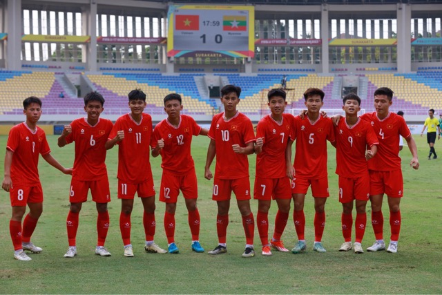 Tuyển U16 Việt Nam đã có bàn thắng vươn lên dẫn trước. Ảnh: VFF 