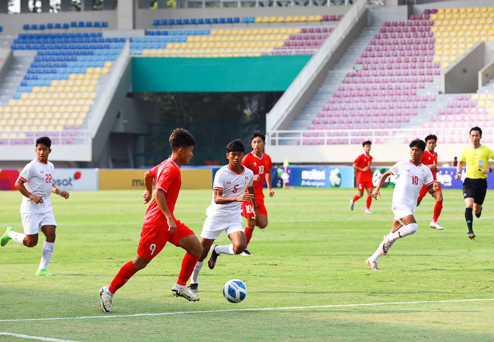 U16 Việt Nam đang dẫn U16 Myanmar 2-1. Ảnh: VFF